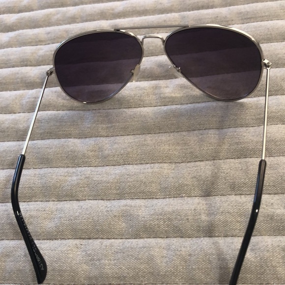 OMBRÉ AVIATOR SUNGLASSES - Picture 4 of 4